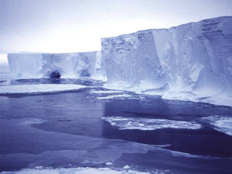 Antarctic ice banks
