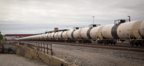 oil tankers unit trains